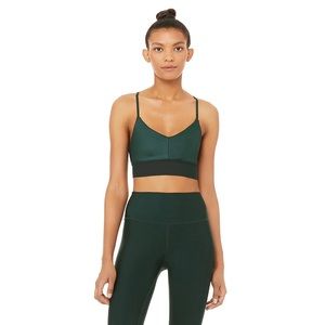 Alo Yoga Lush Bra in glossy Forest